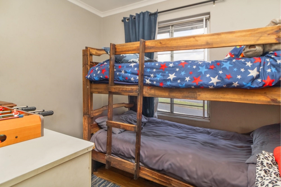 2 Bedroom Property for Sale in Churchill Estate Western Cape